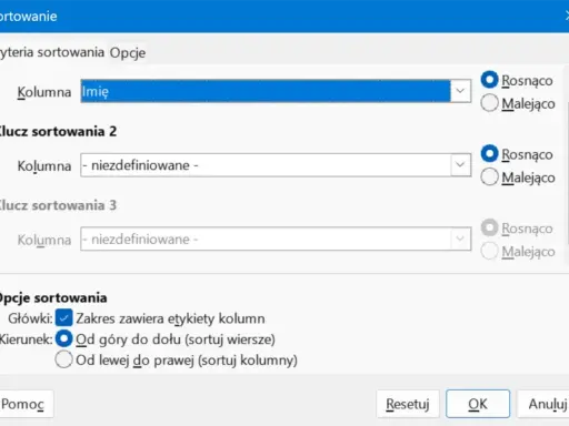 Okno dialogowe Excela do sortowania danych. Ustawienia obejmują sortowanie kolumny "Imię" alfabetycznie rosnąco.
